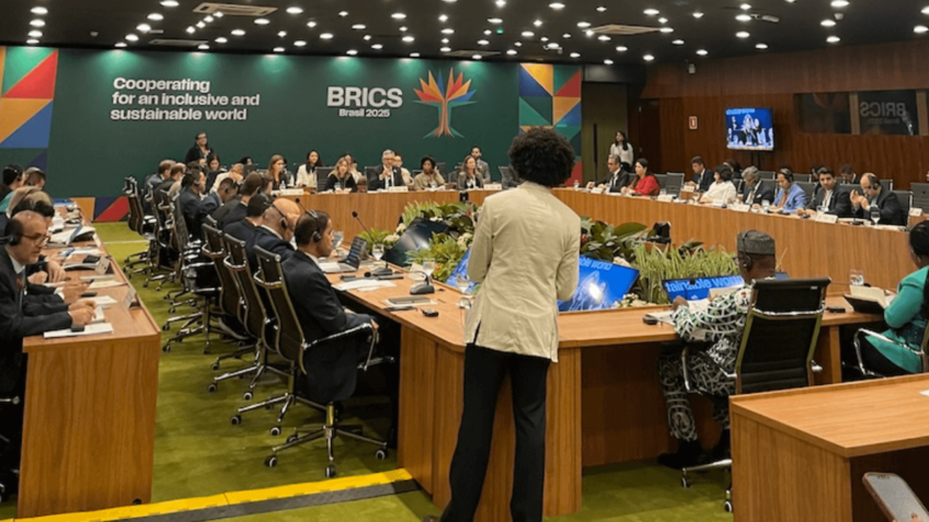 Reuniao-Saude-Brics